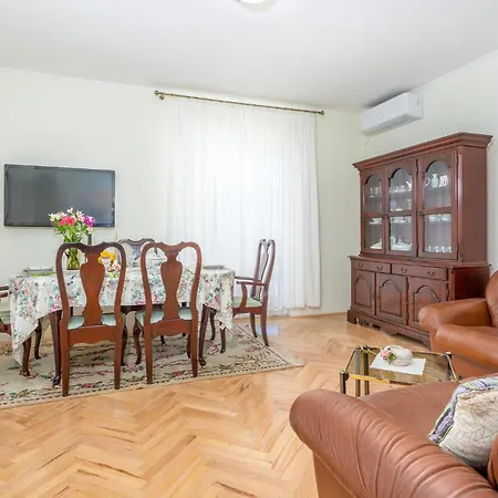 Gorgeous In With House A Panoramic View 펜션 *